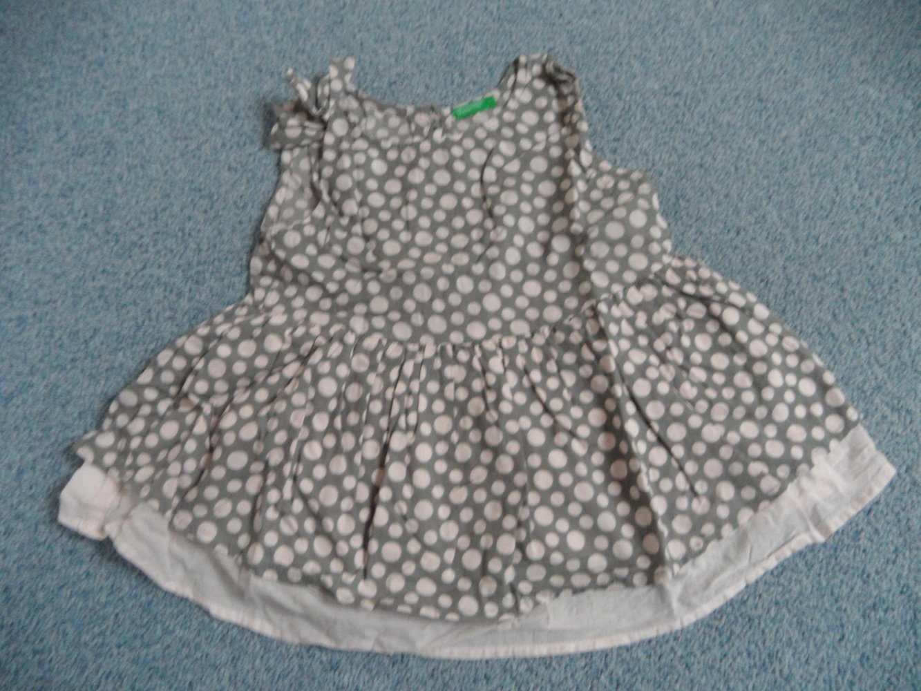 dünne Tunika Bluse für den Sommer Benetton XXS 100 cm Punkte Polka Dots