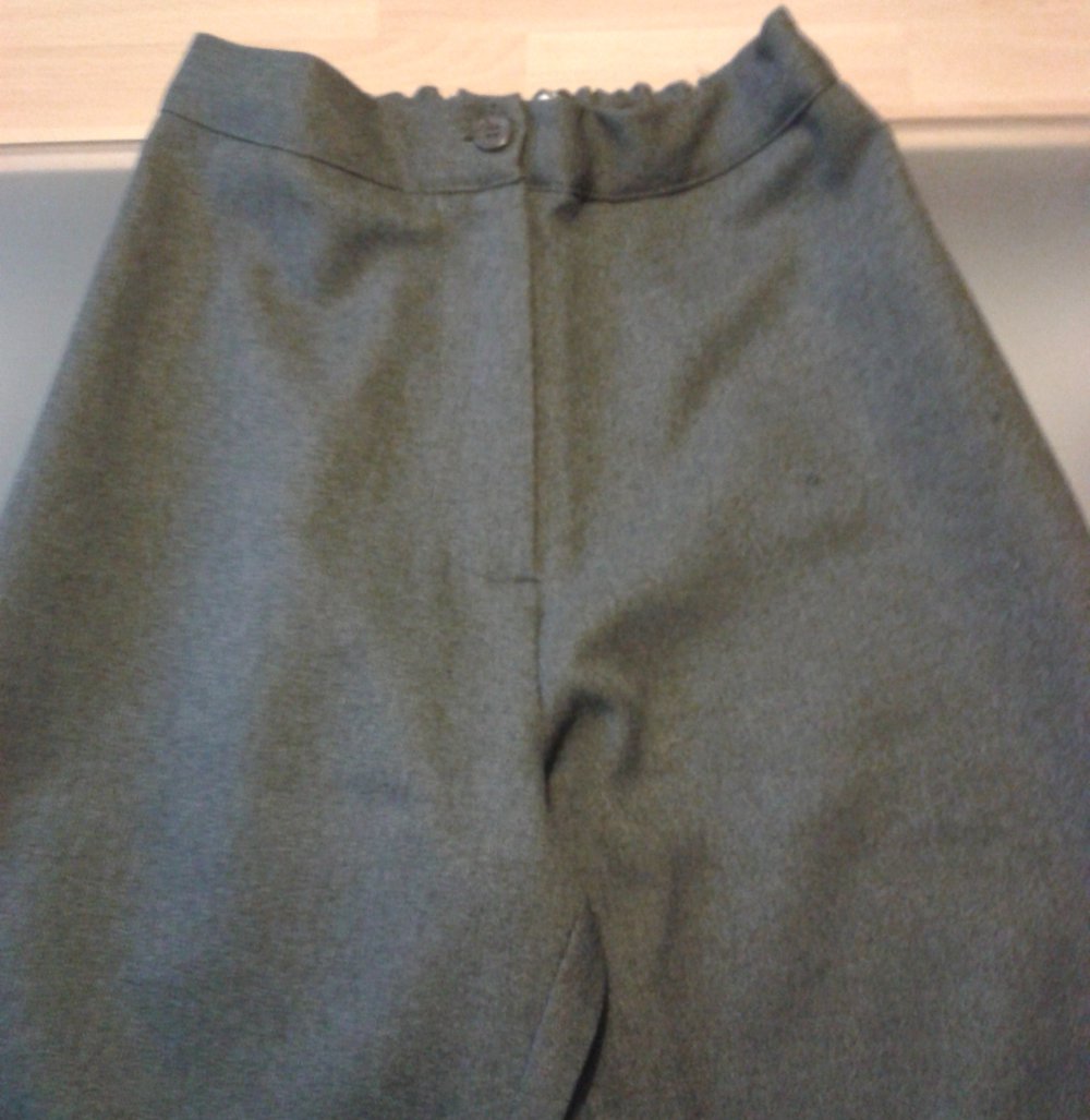 Schöne graue Hose