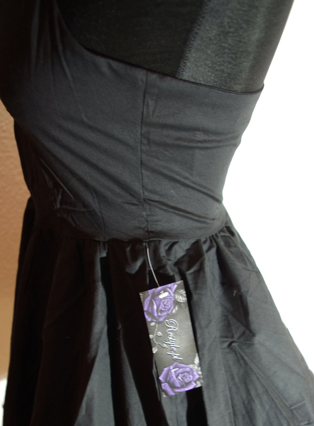 Schwarzes 60er Petticoatkleid Gr. M 40 42 Neckholder Pinup