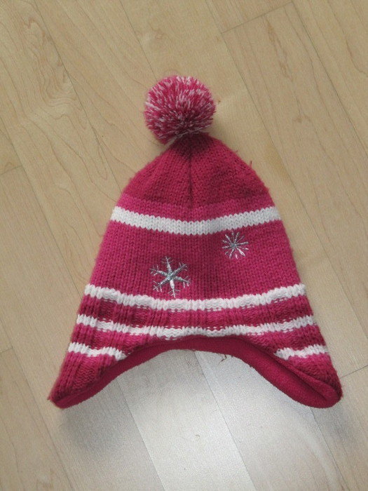 Warme Mütze mit Bommel und Ohrenschutz Mädchen Gr.46/48