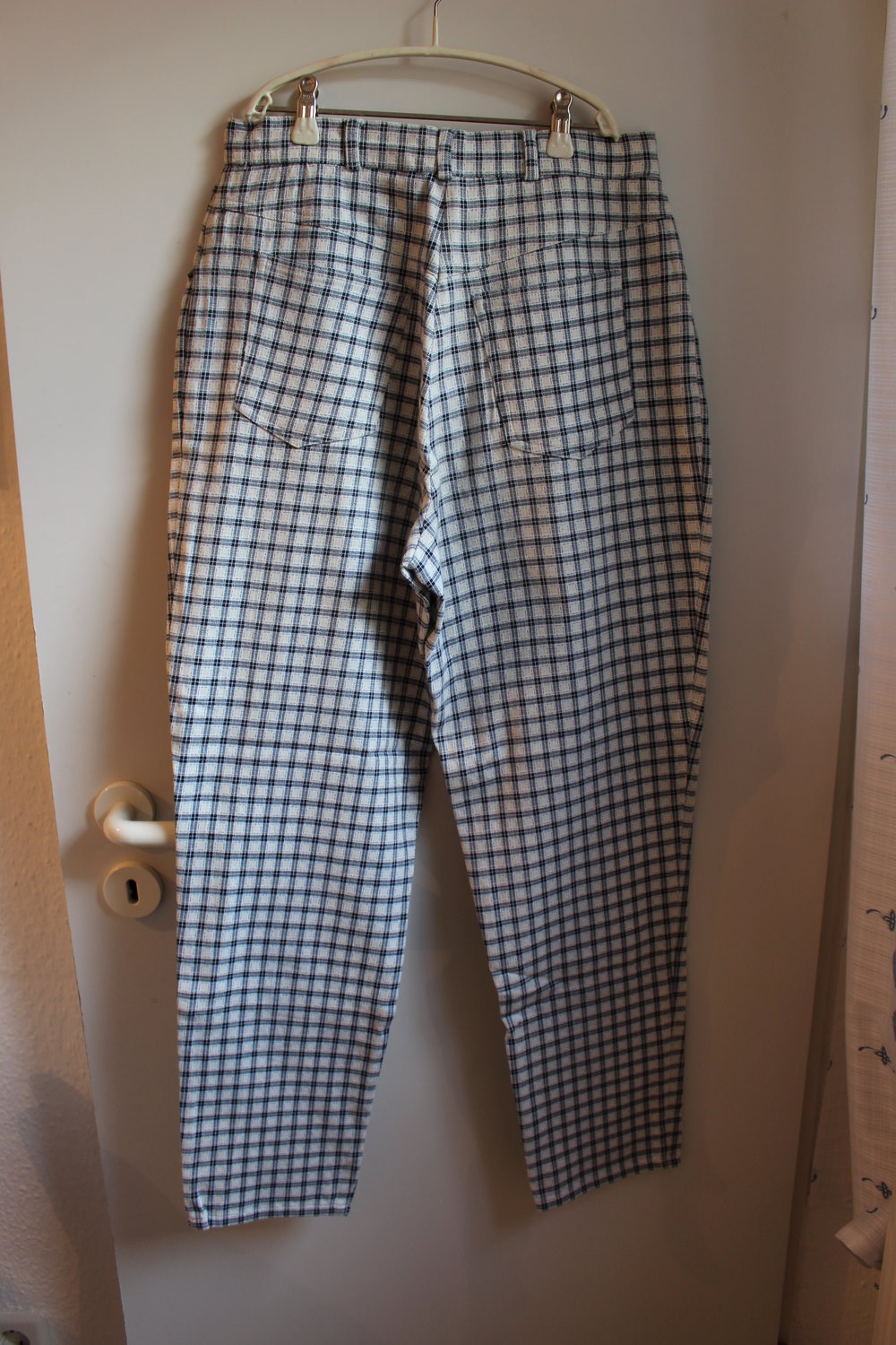 151. Chillige Chino Hose, Gr. 38