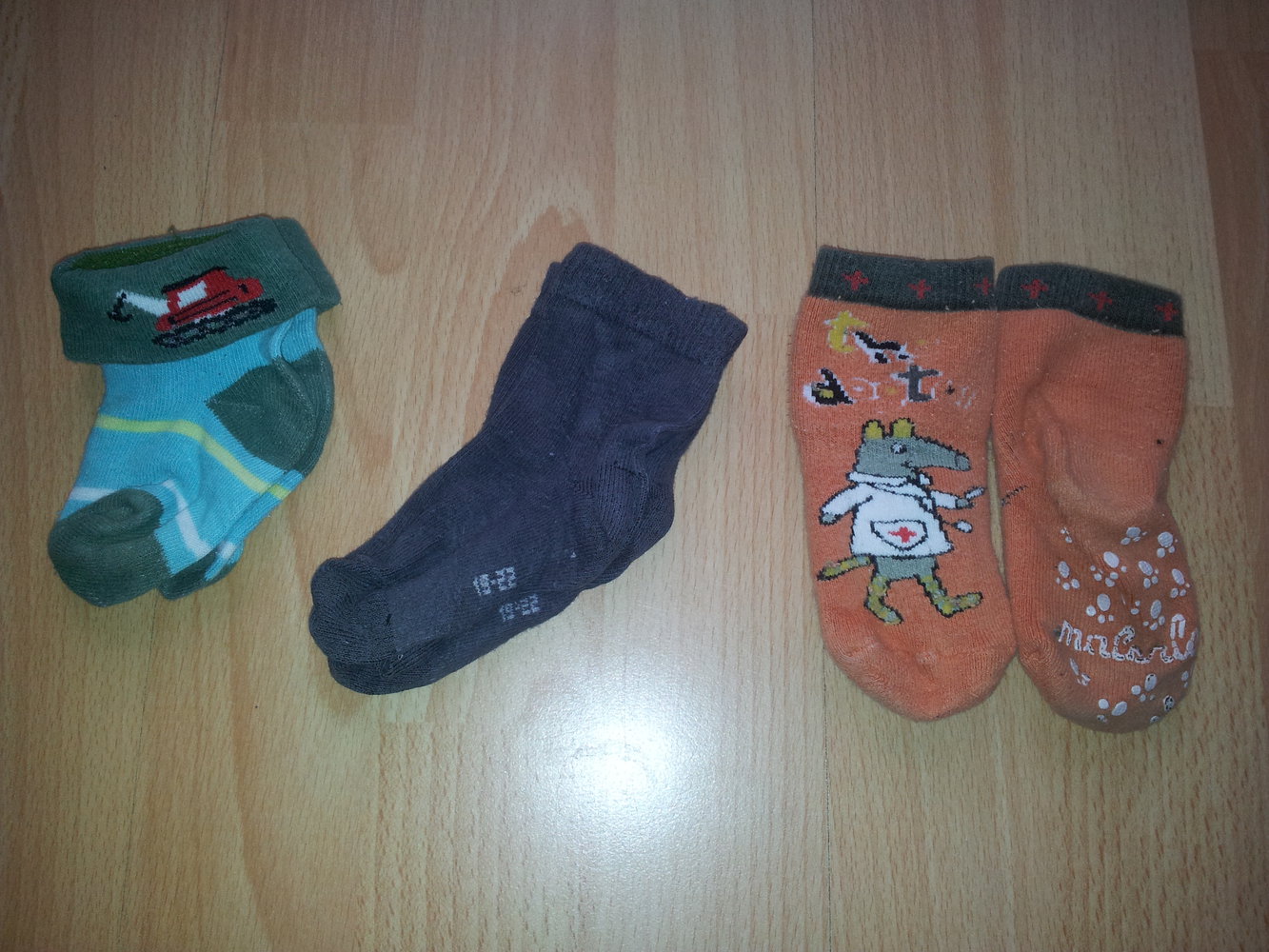 3x Socken Strümpfe Gr. 19-22 