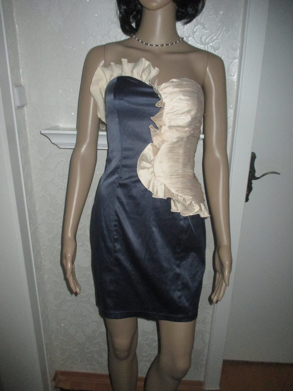 NEU * Cocktail * Ausgeh * Ball * Seiden Satin * Bodycon * Rüschen * Volant * Bustier * Mini- Kleid 