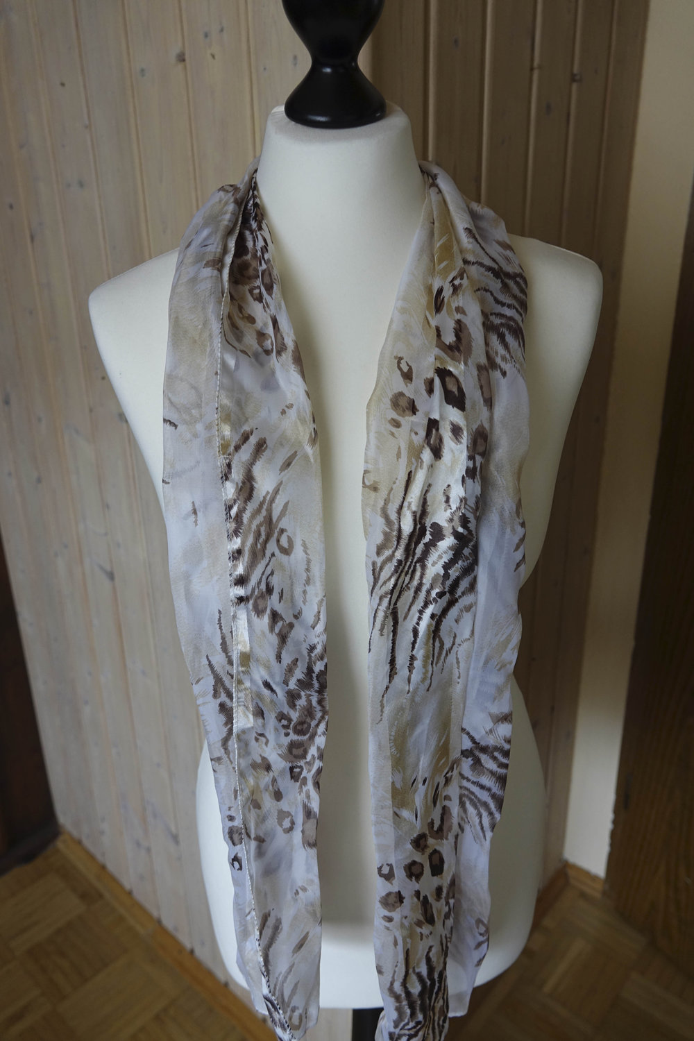 schönes helles Leotuch