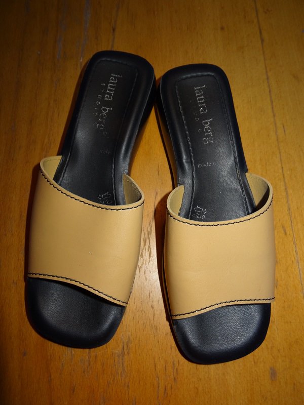 Laura Berg Pantoletten beige Gr. 37