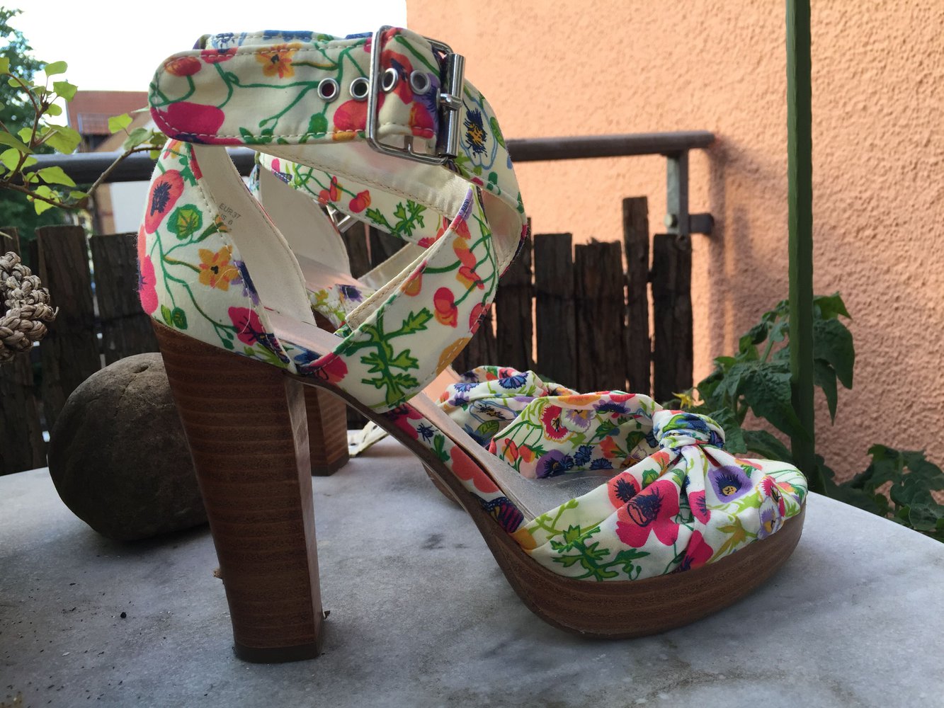 Sommer Highheels Peeptoes Blümchenschuhe