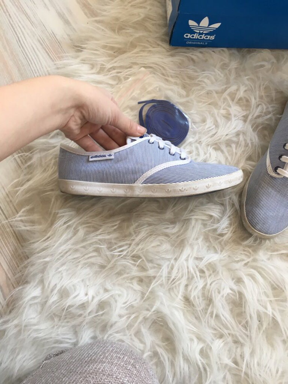 Adidas Sneaker gestreift