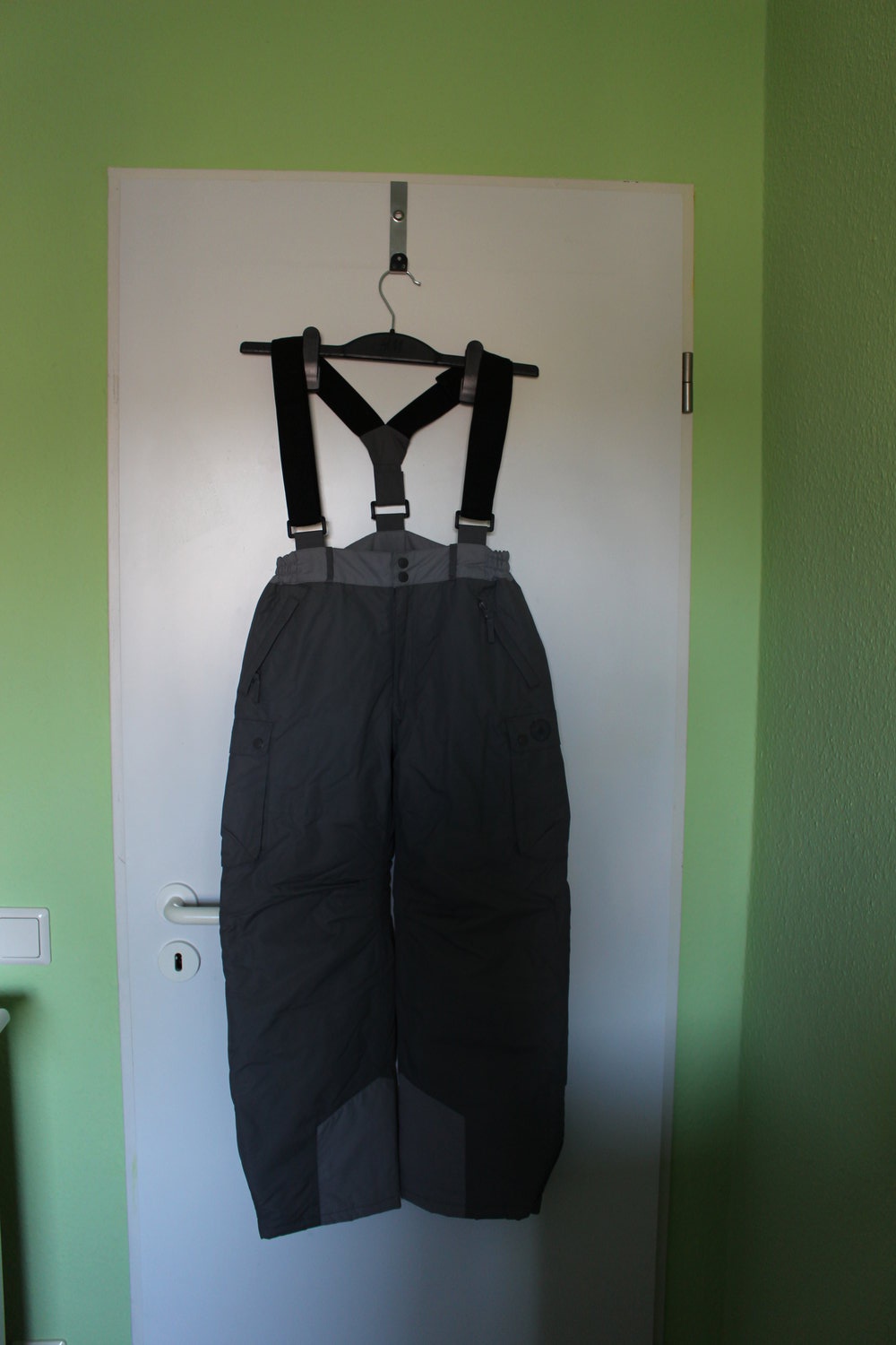 240. Neue Schneehose/ Skihose von Vertbaudet, Gr. 140, 10 Jahre