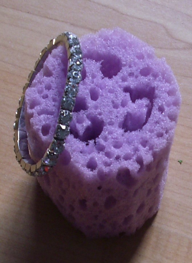 Neues Armband Strass, Armreif Modeschmuck Silberfarben, Gummi-Armband mit Strass-Steinchen