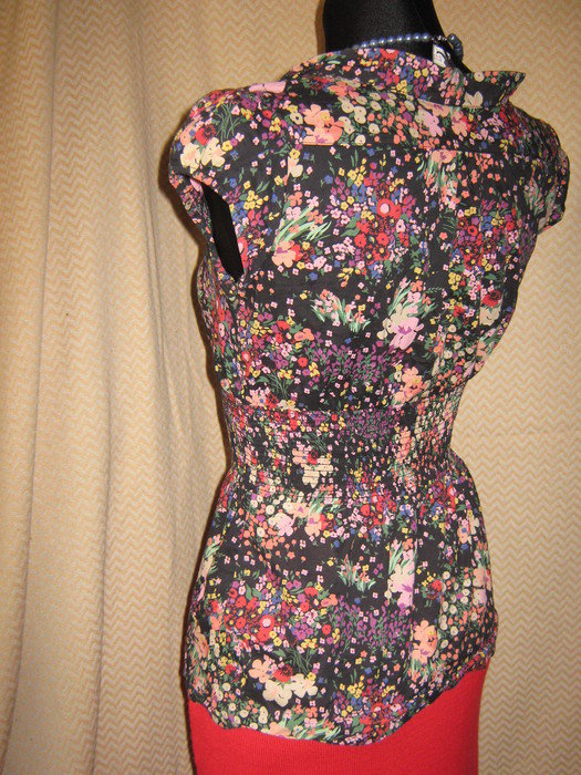 NEU Romantik Blüten Blumen Flower- Power Mille Petit fleur Bluse mit Puffärmeln 