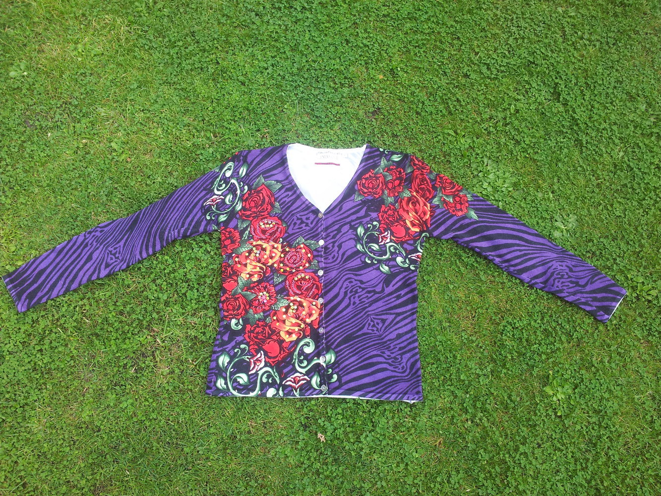 Strickjacke Cardigan Imagini Gr. S bunt Rosen Blumen Pailletten Perlen