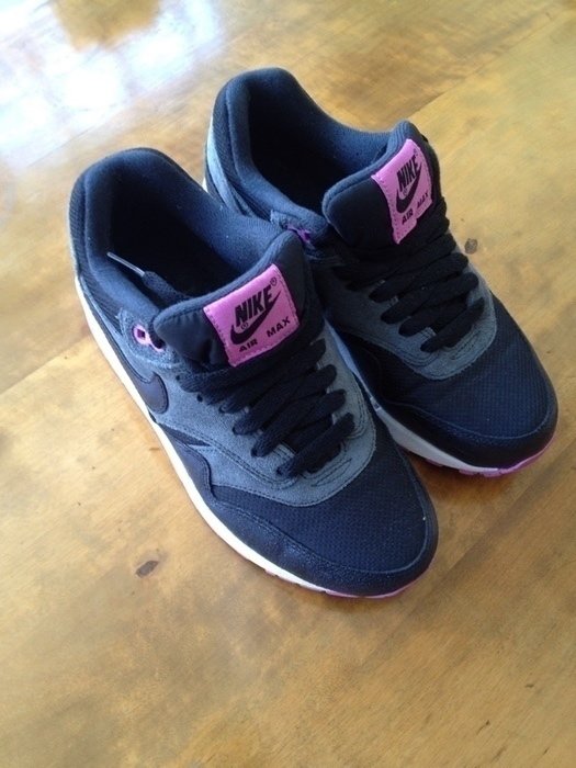 Nike Air Max 1 pink schwarz