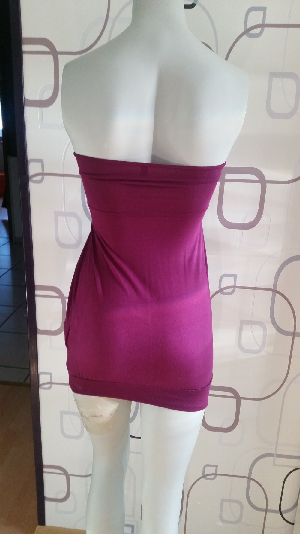 lila Long-Top vorne mit Pailletten 