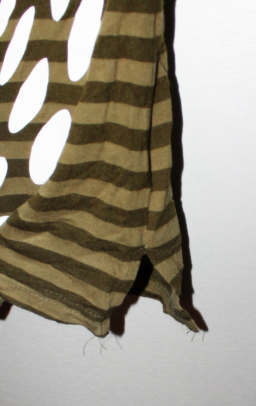 schönes Oberteil / Top / T-shirt in khaki