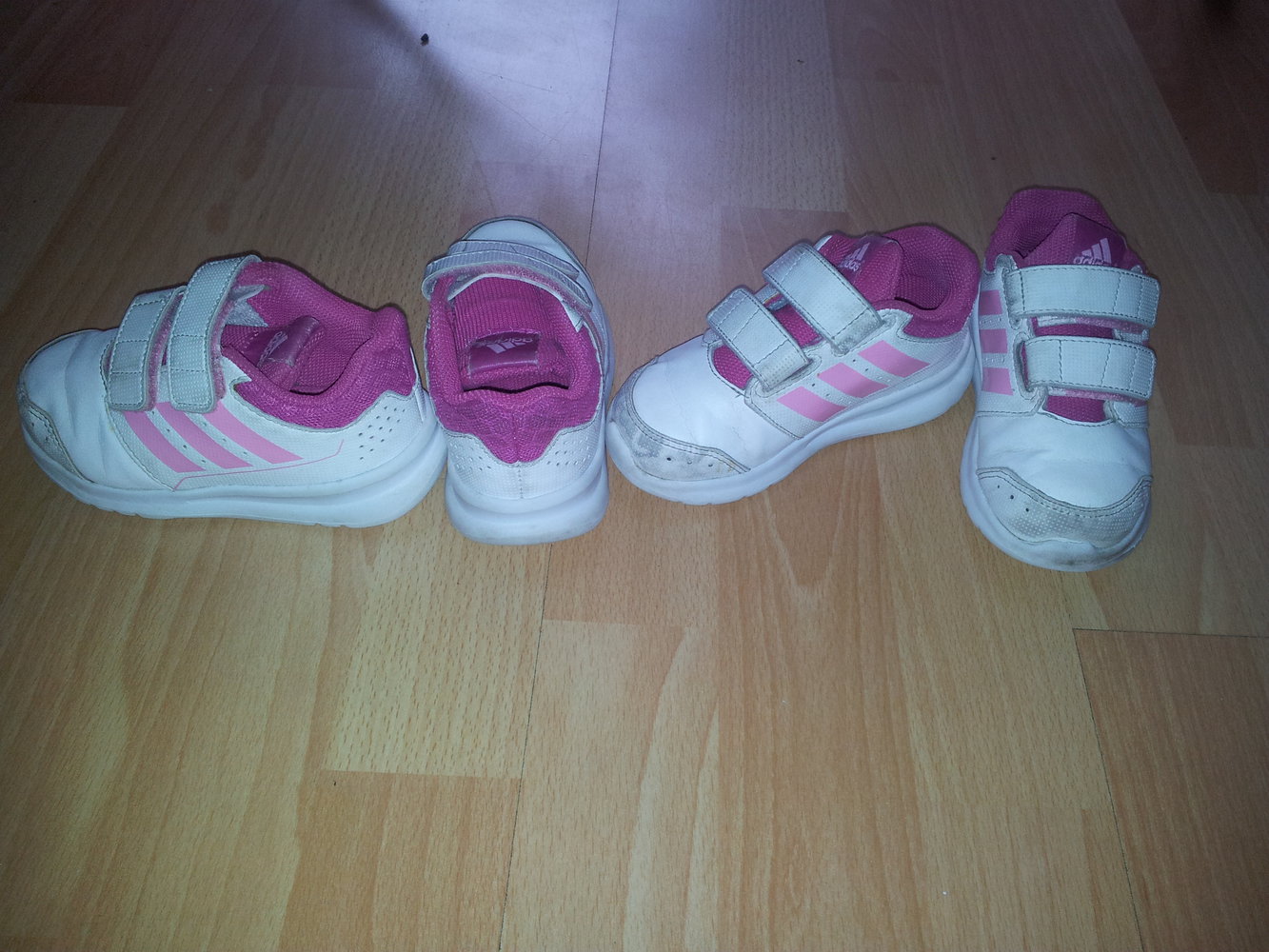 2x Turnschuhe Sneaker Adidas weiß rosa Gr. 24 Zwillinge