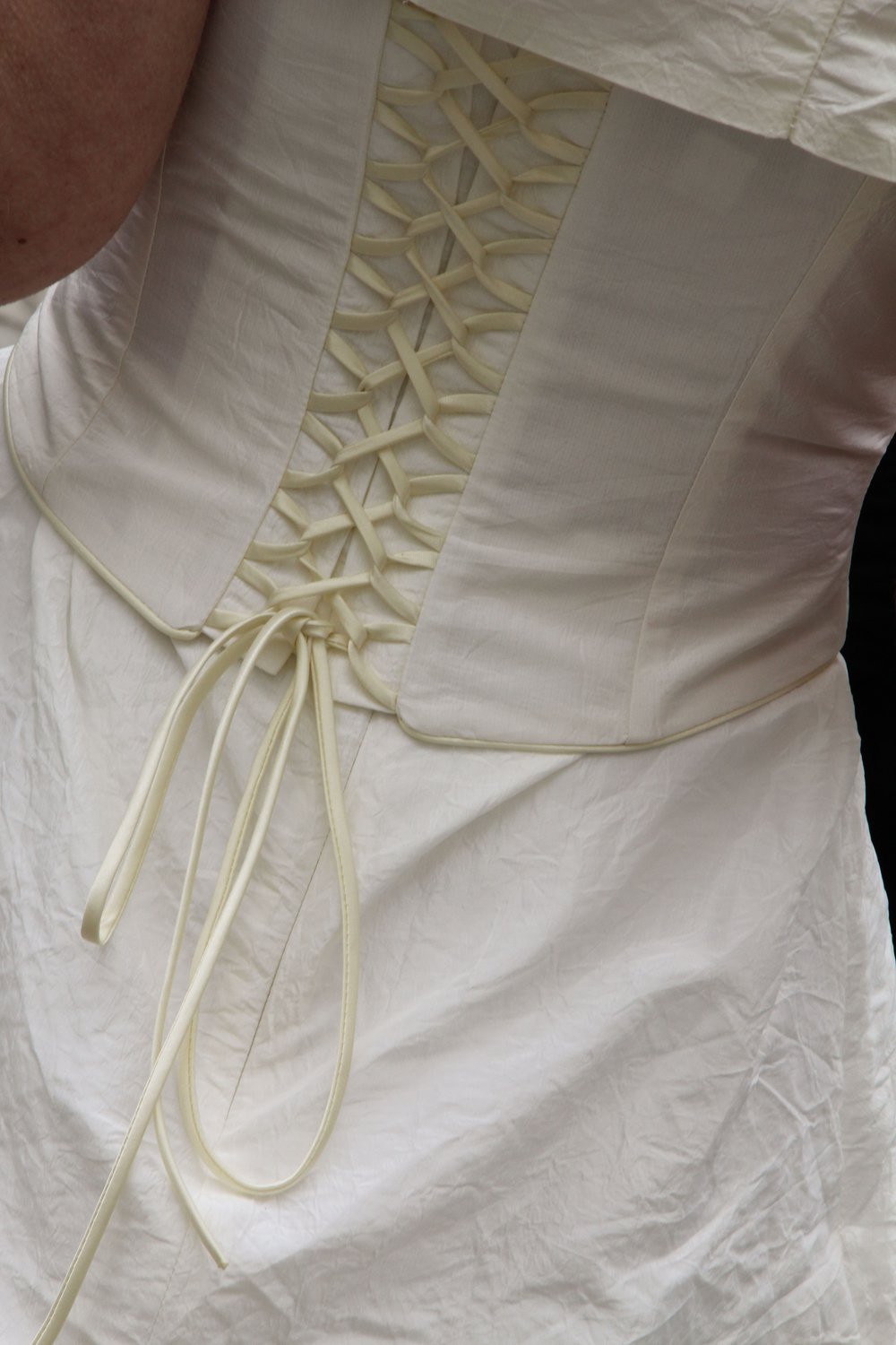 Brautkleid 36 in creme | 4-Teilig: Rock, Corsage, Bolero und Reifrock