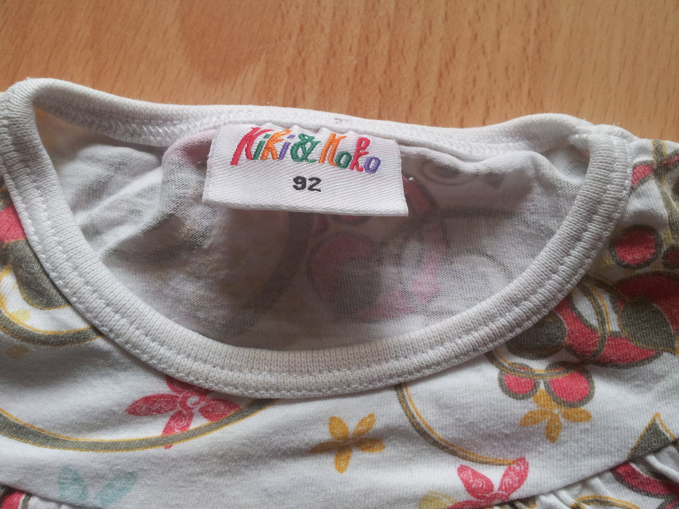 Shirt Blumen Muster Gr. 92 weiß rot braun gelb orange