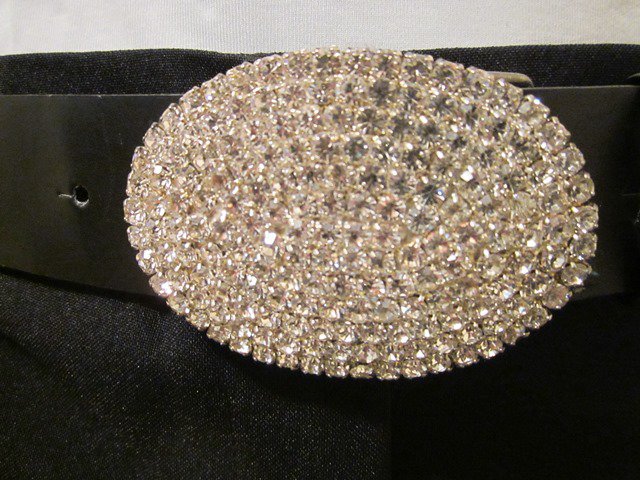 Schwarzer Gürteil mit Straß-Schnalle