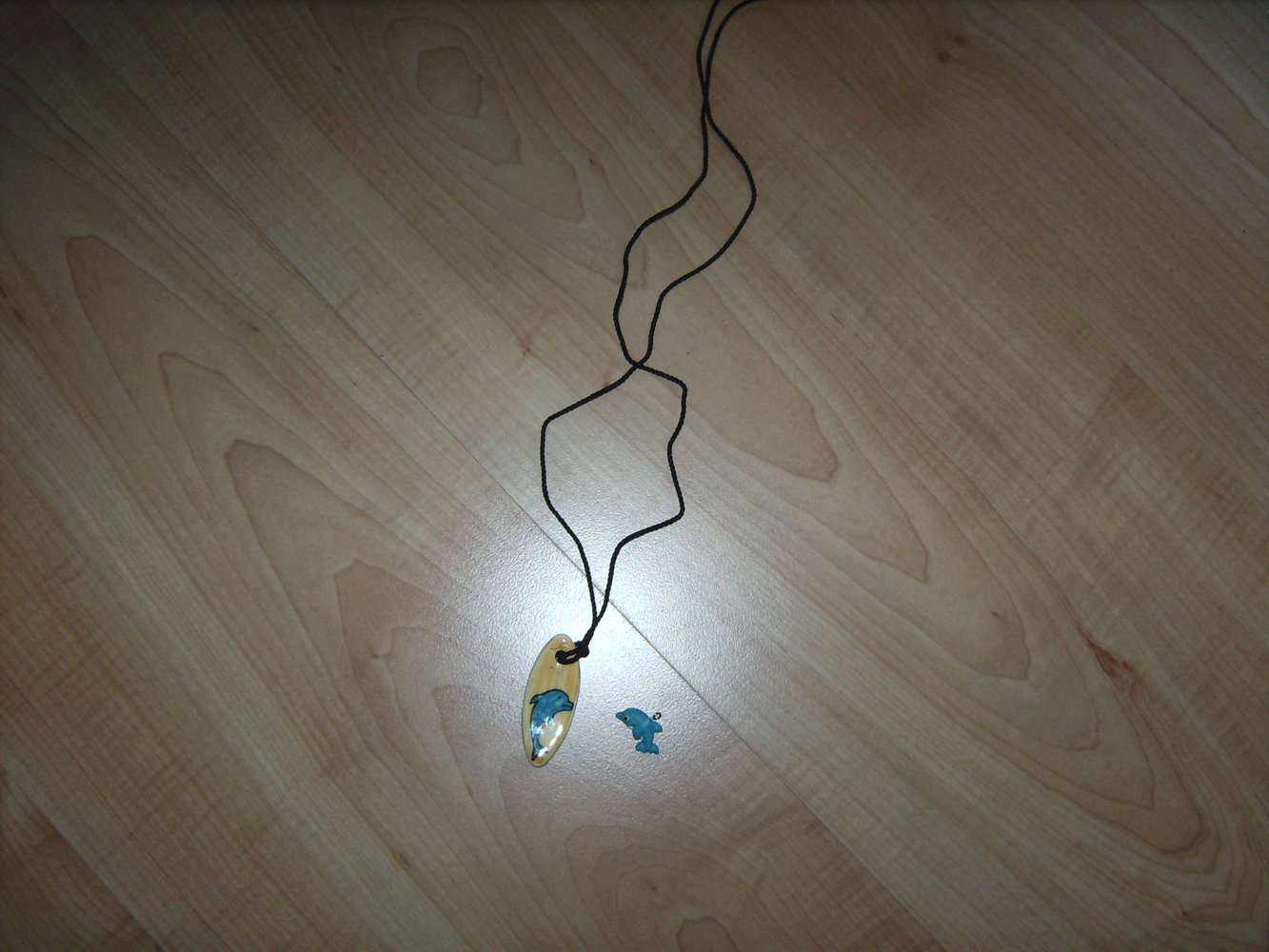 Verschenke Talisman, Schmuck Anhänger Delphin Kind, Majolika, Gips mit Printdruck, Modeschmuck zu Warenkauf, Sailor, Beach, Mottoevent