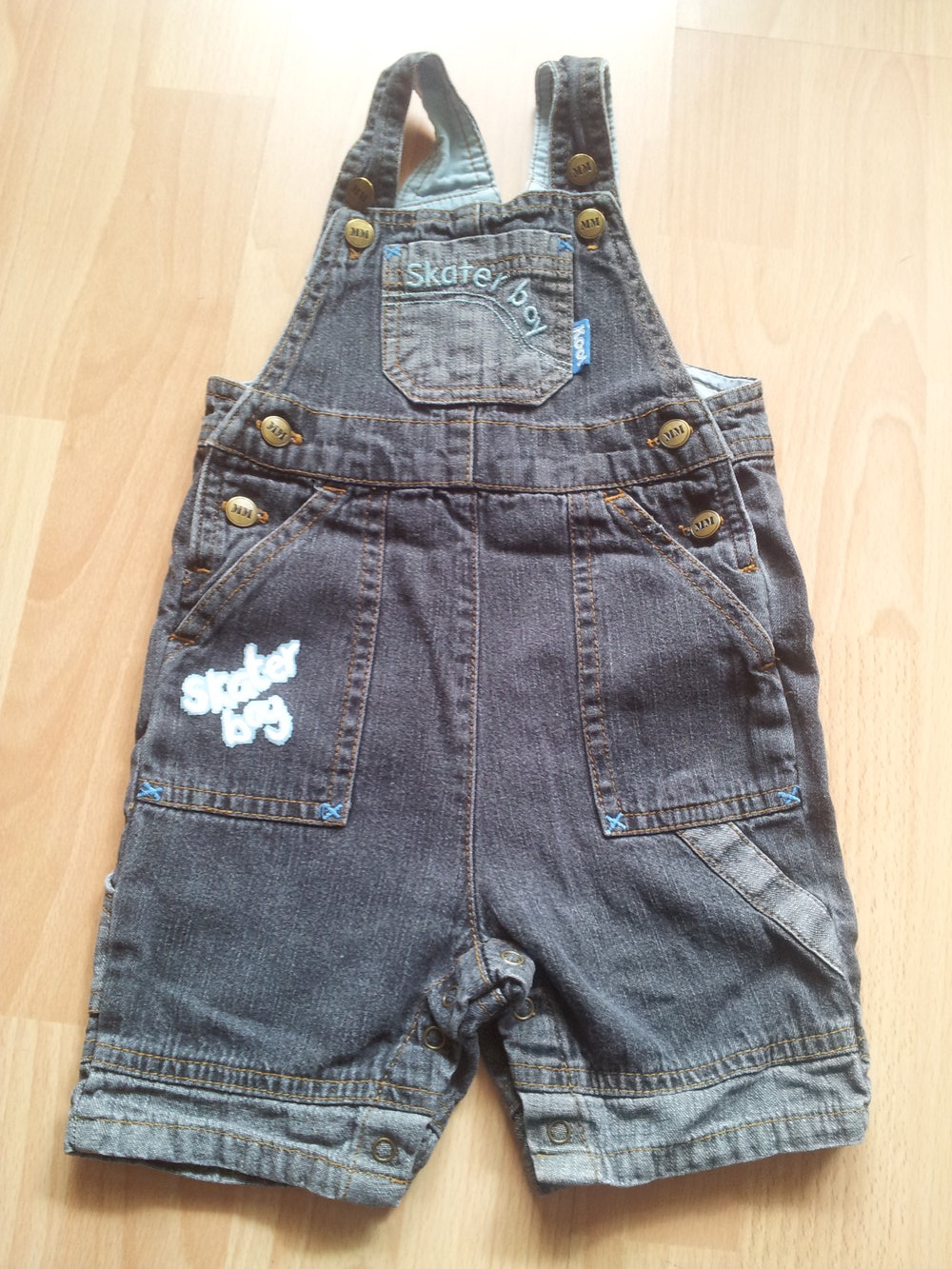 kurze Jeans Latzhose Skater Boy Gr. 74