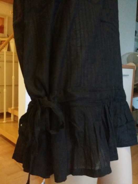 Sehr schöne lange Bluse/Tunika mit Details aus spitze / Okay