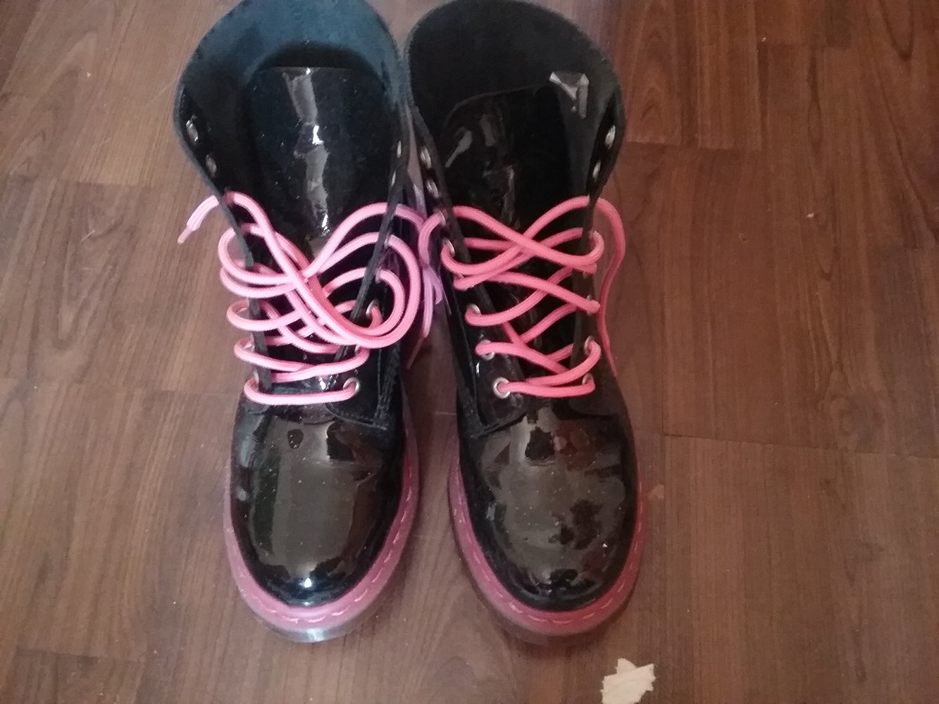 Dr.Martens Air Wair schwarz pink
