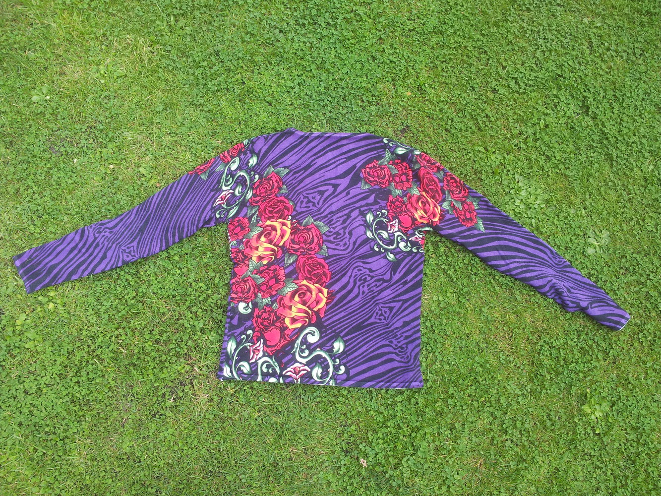 Strickjacke Cardigan Imagini Gr. S bunt Rosen Blumen Pailletten Perlen