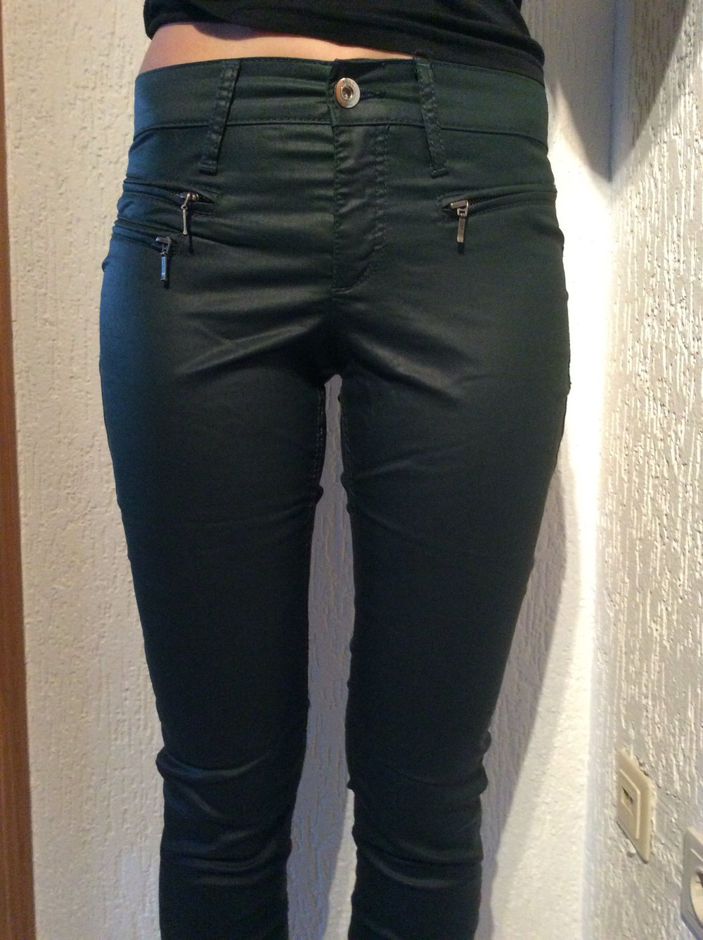 Mac Damen Lederhose Lederimitat Jeans Kunstleder neuwertiger Zustand Röhre 