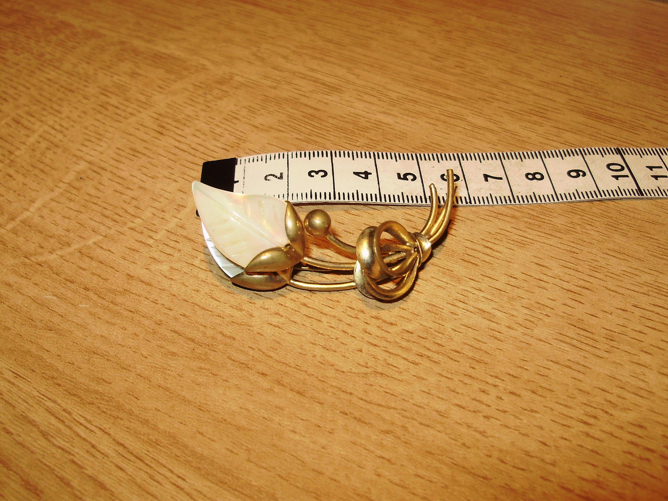 Brosche Vintage ausgefallen Blatt Blume Jugendstil