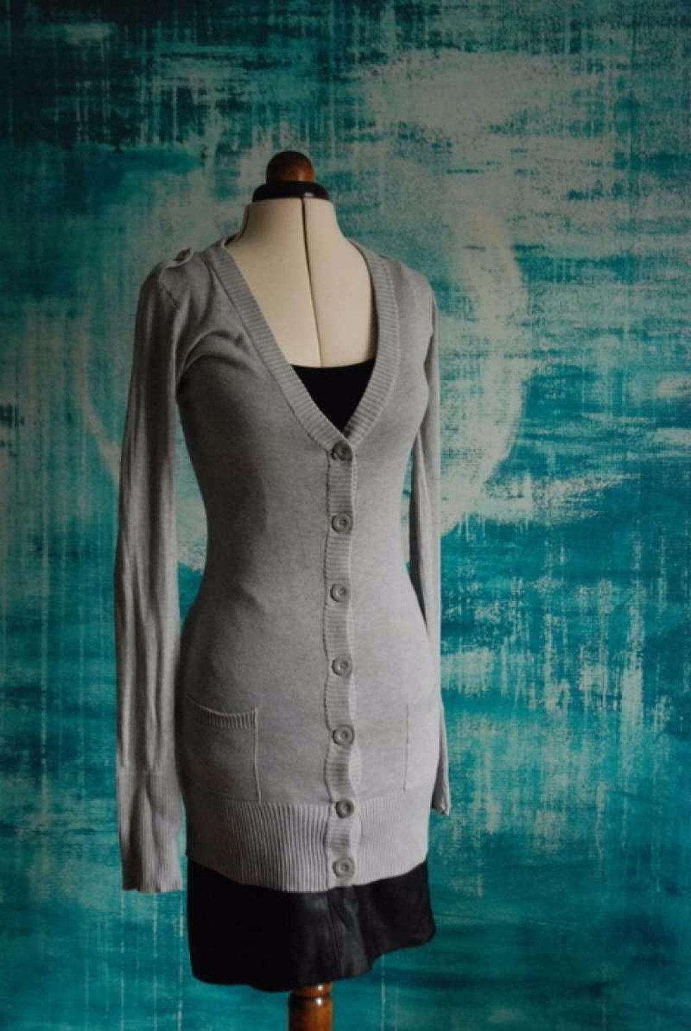 hellgrauer Longcardigan langer Cardigan Strickjacke Strickweste