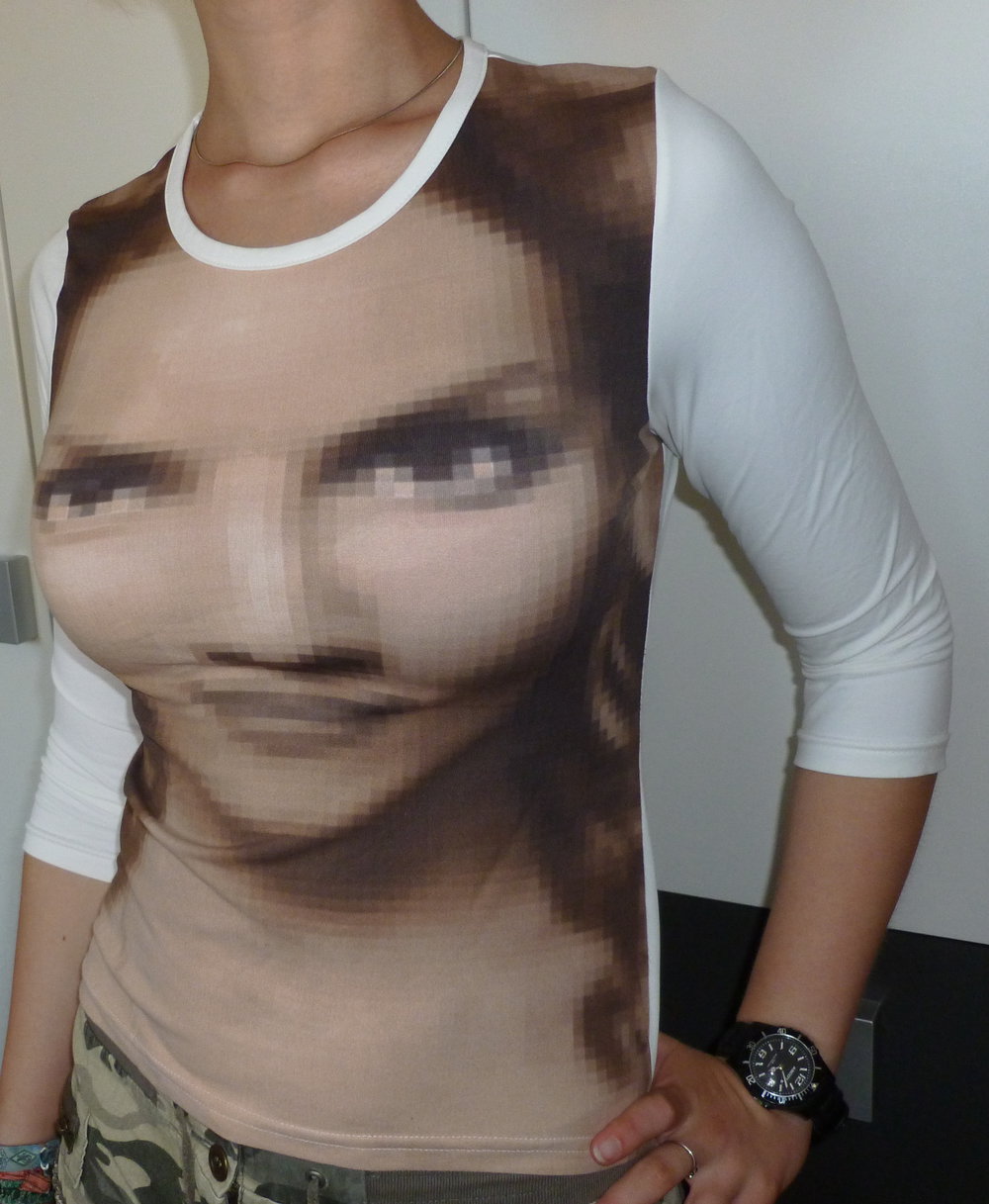 Shirt mit Gesicht