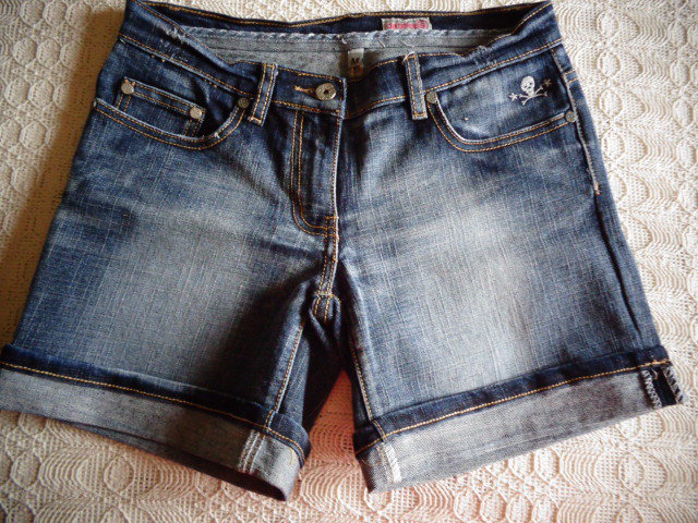 Shorts Jeans-Shorts dunkelblau Gr. M bzw. ca. Gr. 38, used-Look