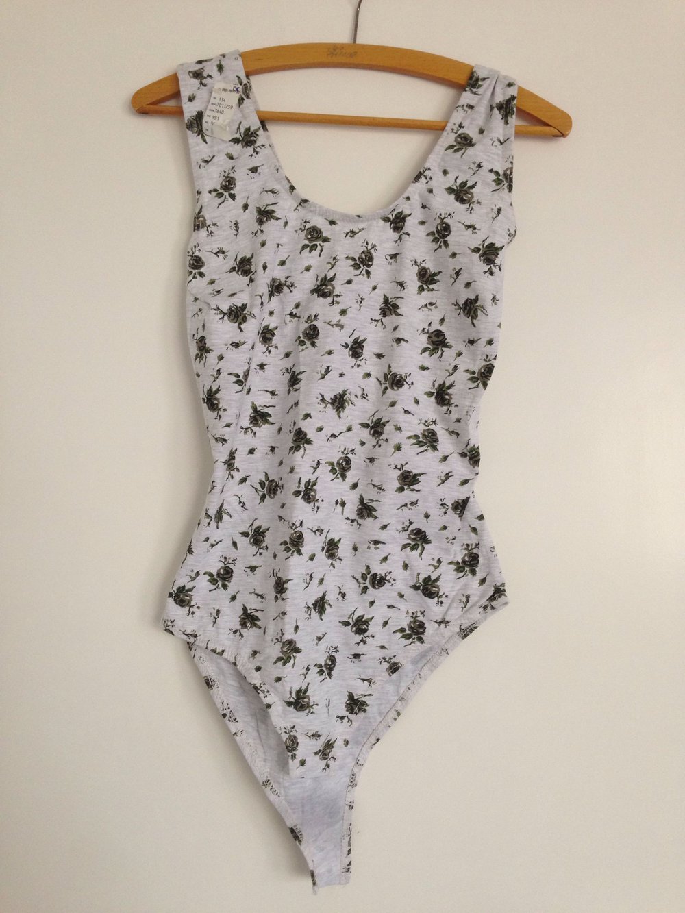 Neu mit Etikett, Body in 38/40