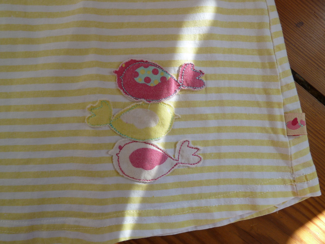 Süßes Kleidchen Gelb Weiss gestreift Gr. 80 Shirt Kleid Rüschen Streifen