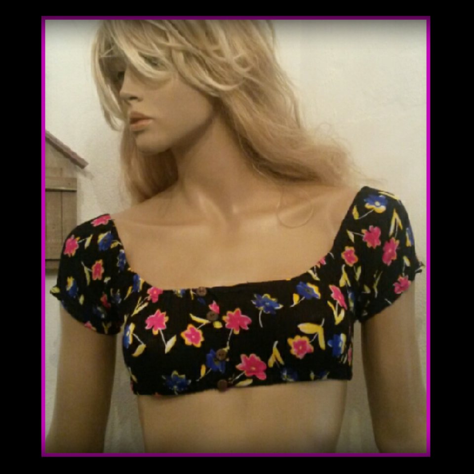 Oberteil im Carmen- Style