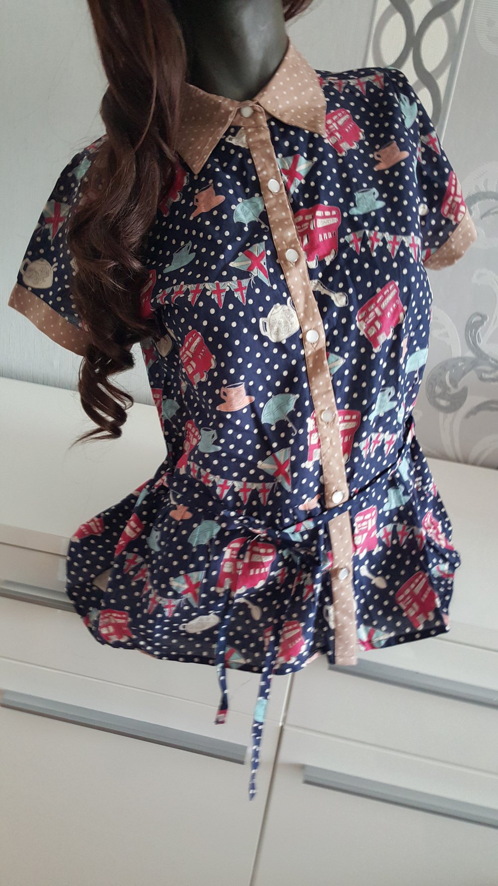 London Shirt Yumi im Retro Look ausgez. L 38 / 40 Polka Dots