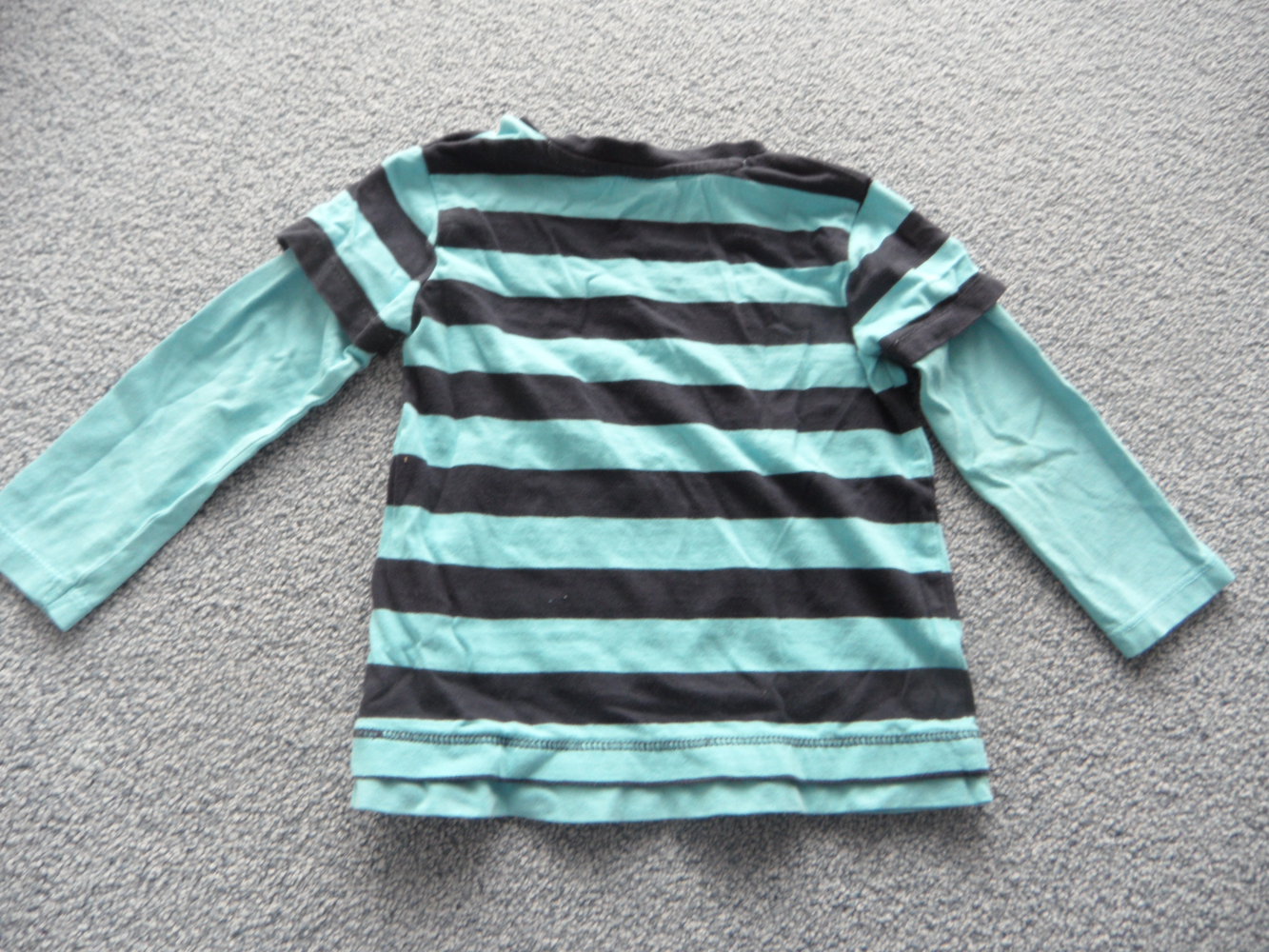 s.Oliver schönes Langarmshirt Baumhaus