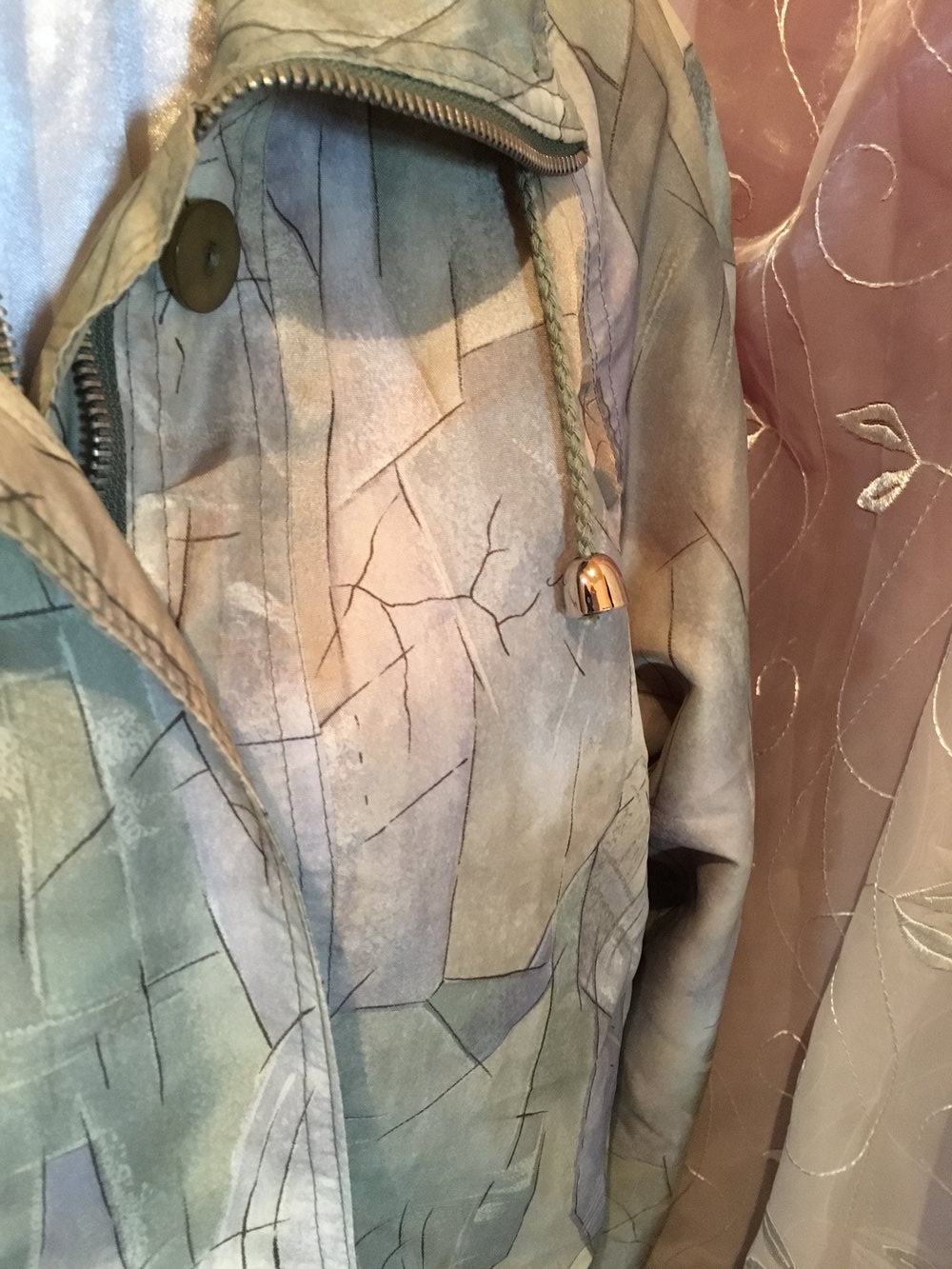 Leichte Jacke in Pastellfarben