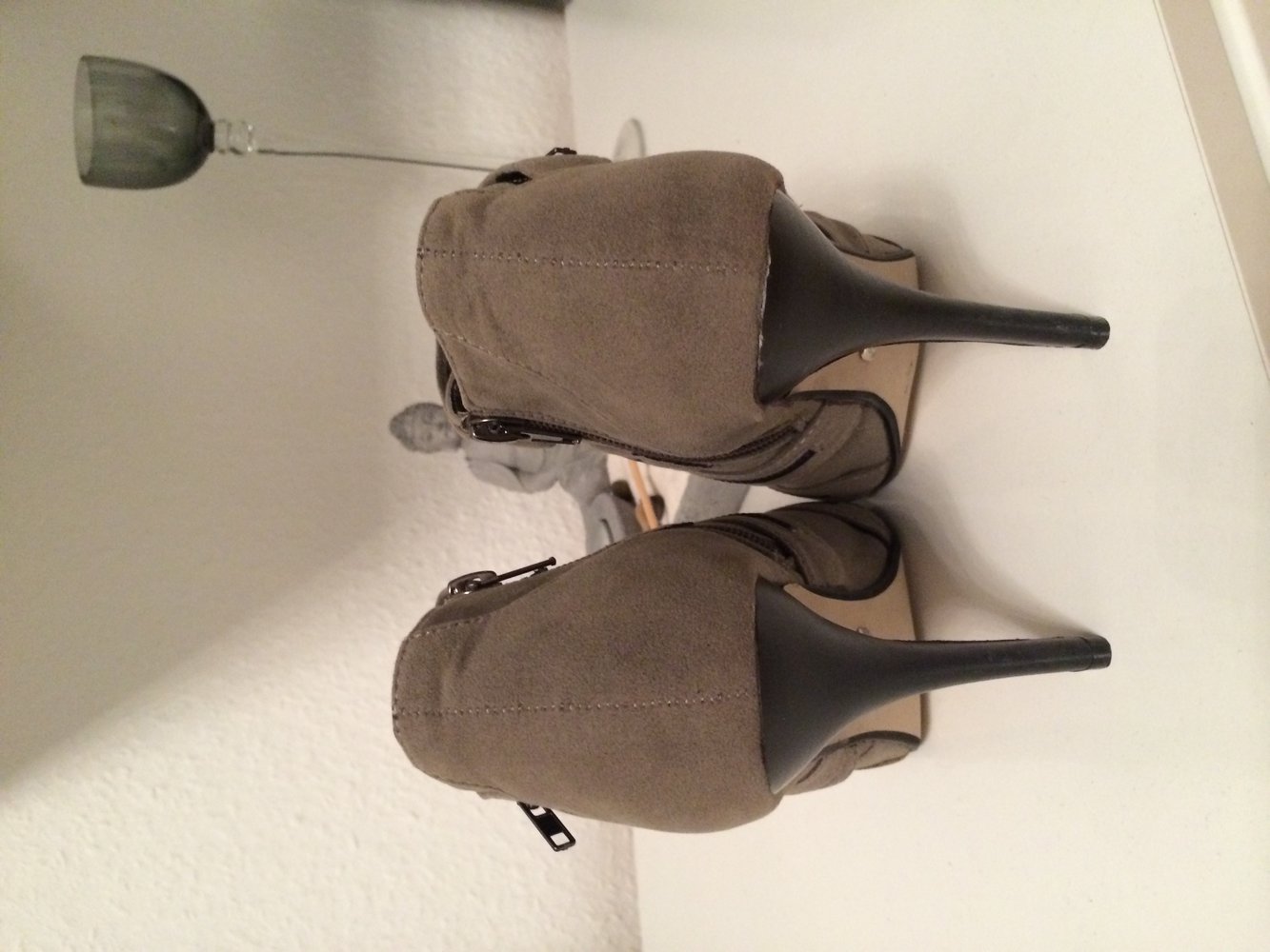 Buffalo Girl ankle Boots Pumps grau