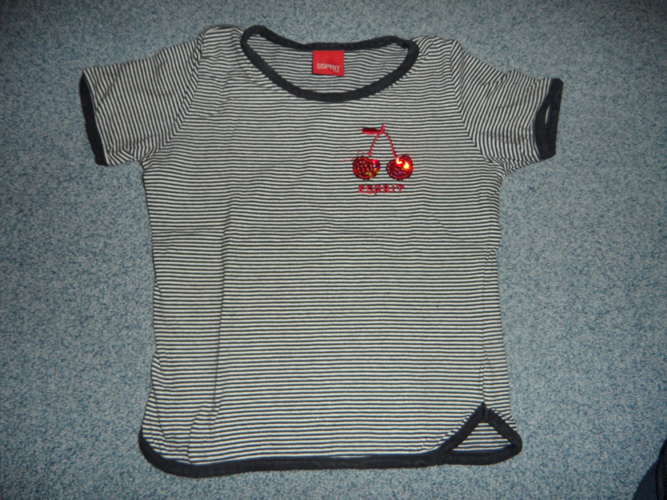 Esprit T-Shirt maritim gestreift Kirschen 104/110