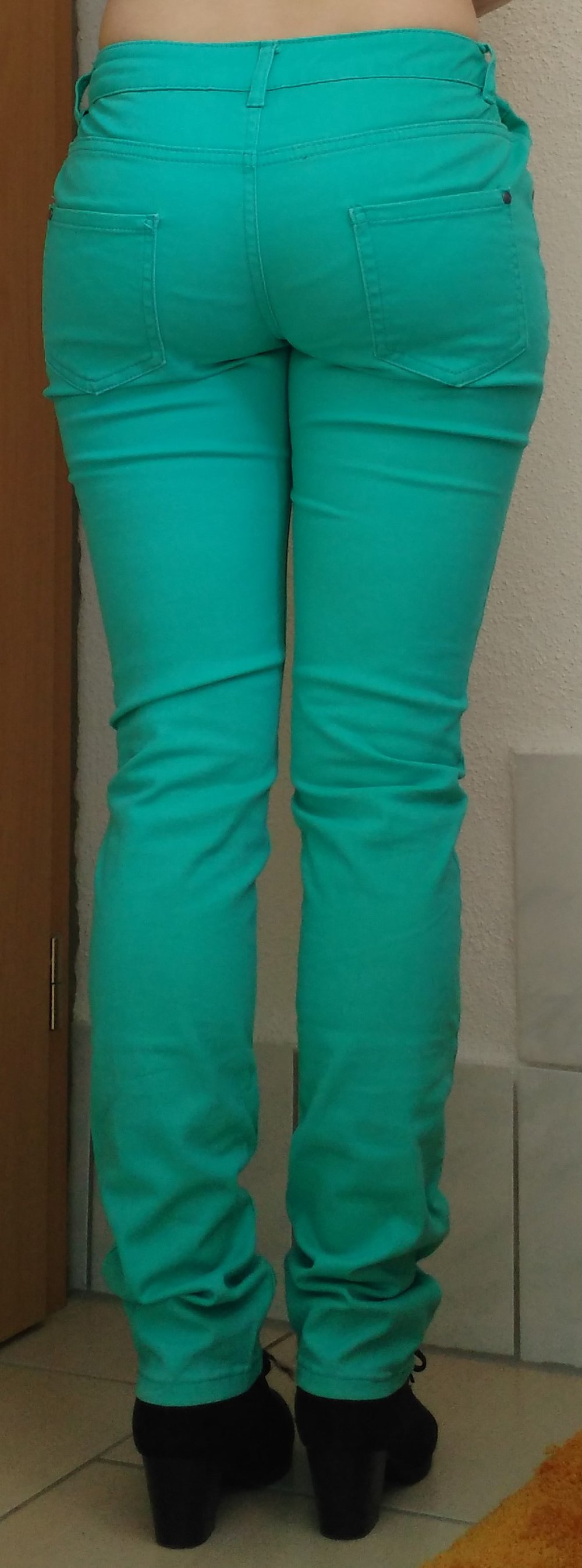 mintfarbene Jeanshose