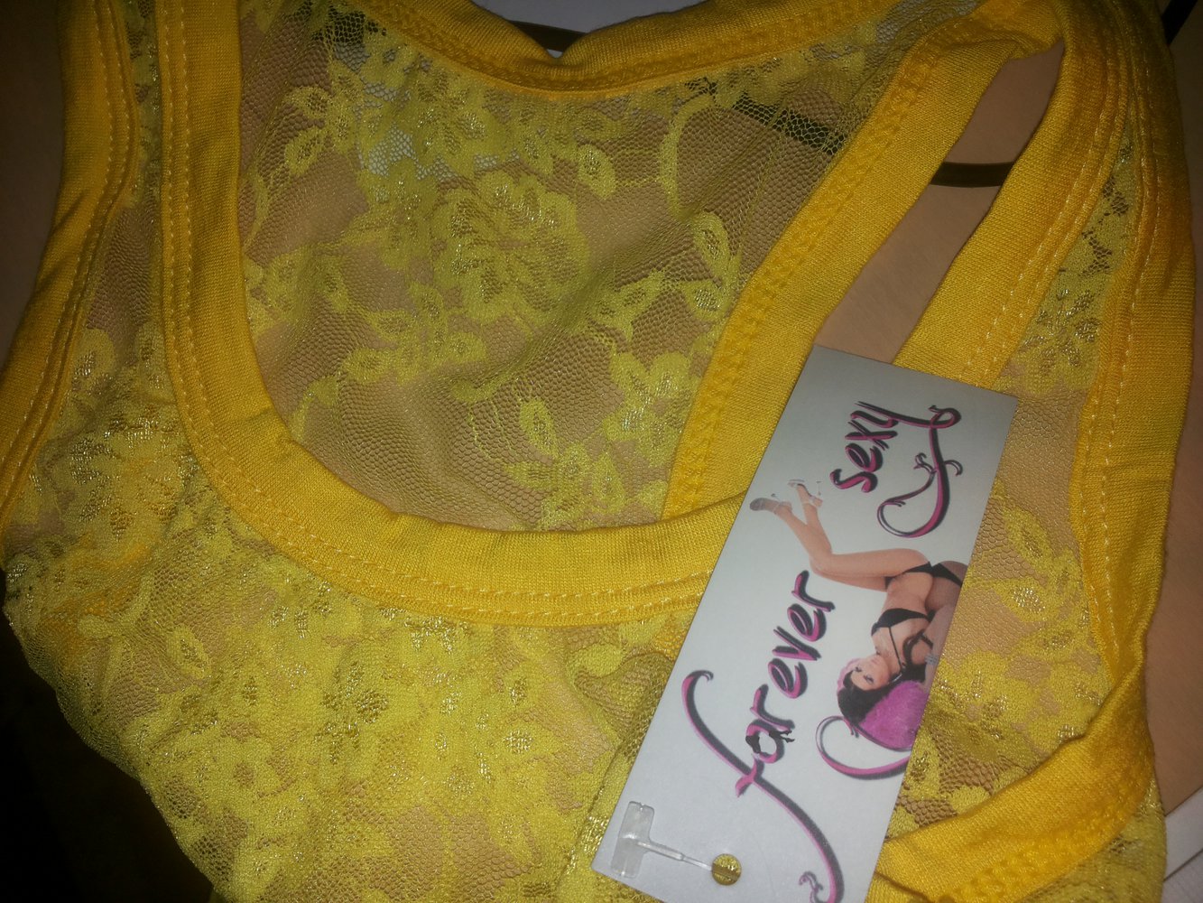 NEU mit Etikett - Netztop Blumen gelb, Gr. XS