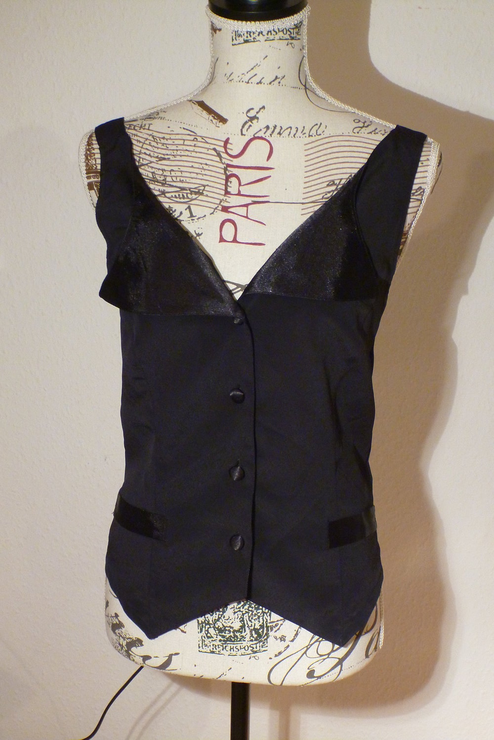 schwarzes Westen-Shirt, Gr. 36/38