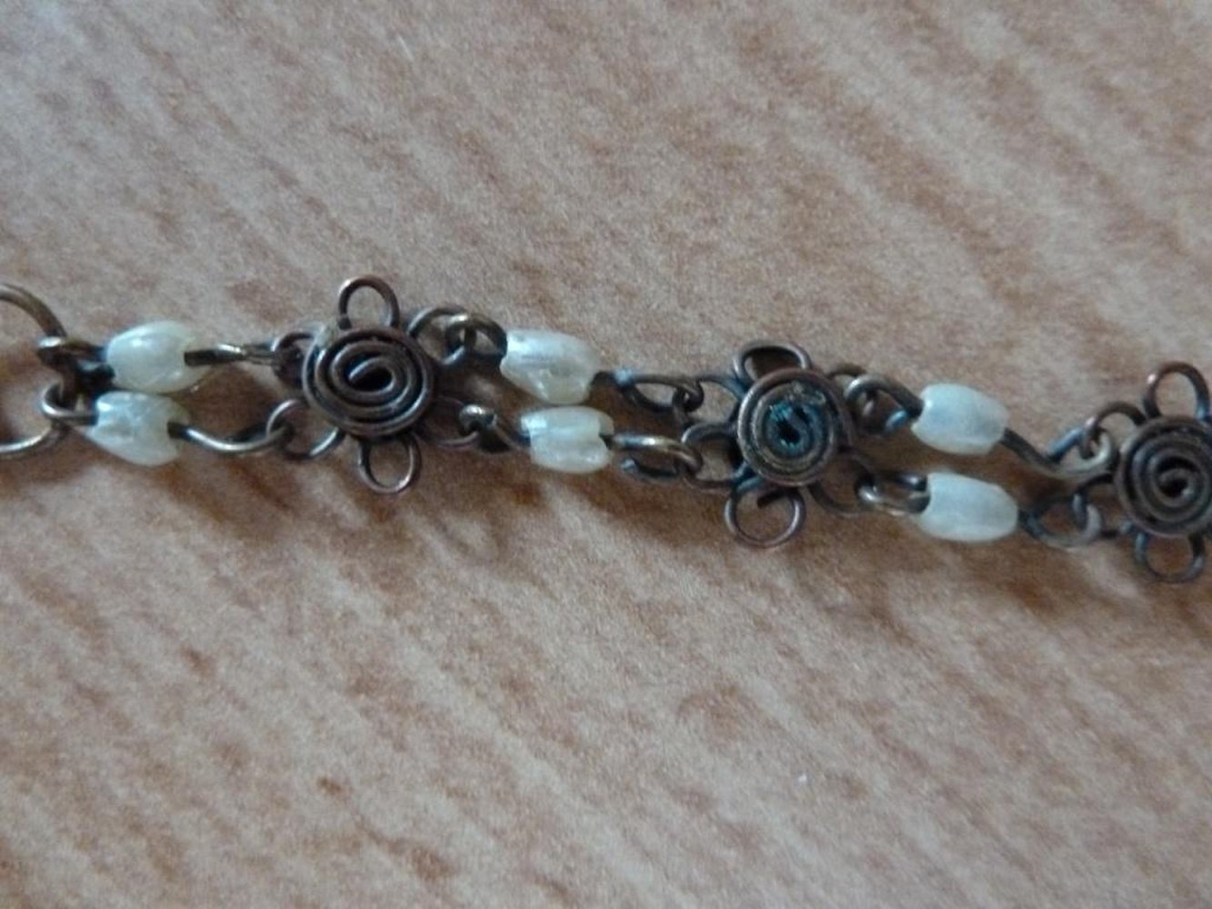 Armband Armkettchen - braun - romantisch mit Blumen und Perlen - Vintage