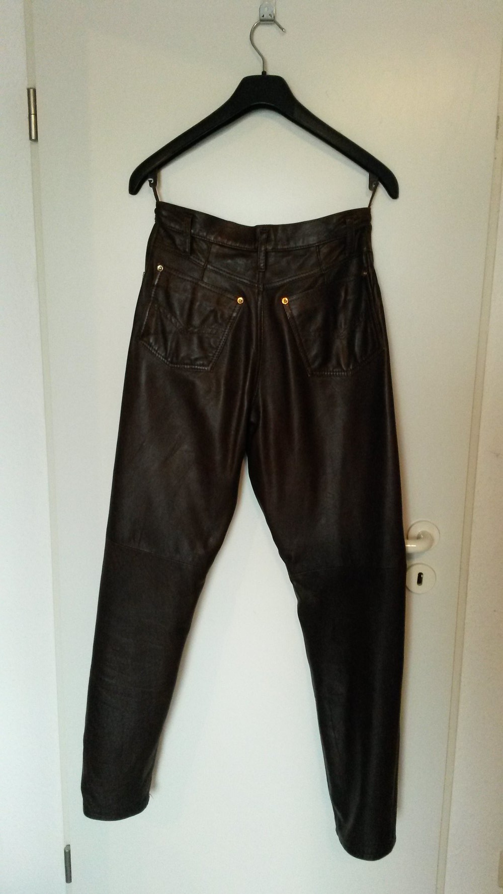 231. Lederhose high waist, Gr. 38