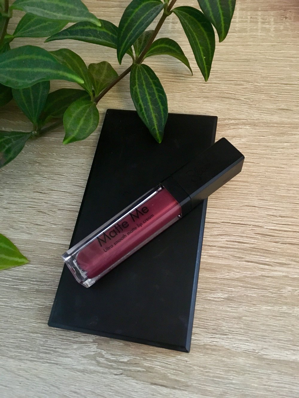 Set sleek Matte me lip cream velvet slipper und Au Naturell Lidschatten eyeshadow Palette 