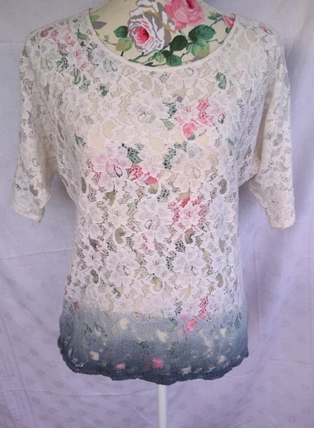 Süßes T-Shirt Spitze