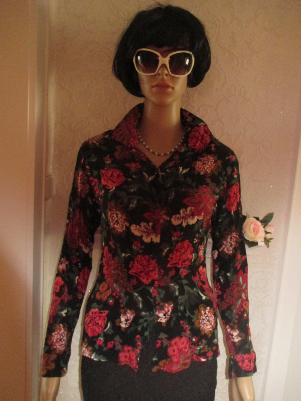 NEUw * Original VINTAGE * Romantik * Blumen * Blüten * Flower- Power * Seiden Crèpe * Hemd * Bluse 