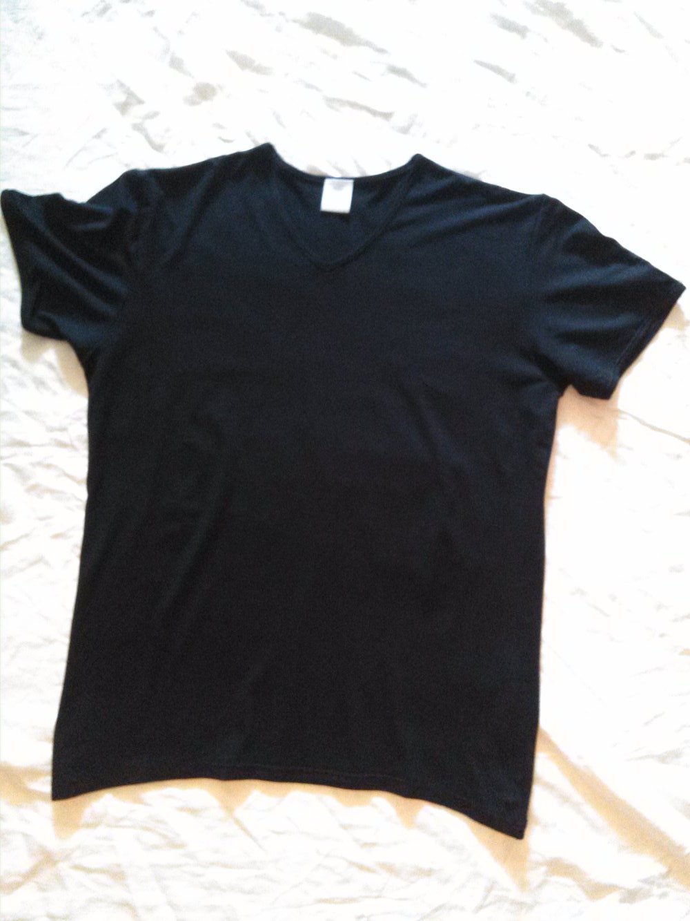 Schönes schwarzes Stretch T-Shirt mit V - Ausschnitt Gr. XL von TCM