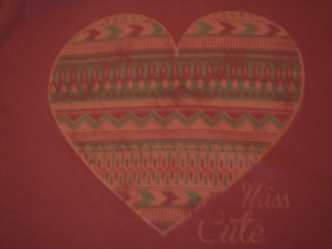 schönes t-shirt gr.122 nur 1mal getragen,daher neuwertig:-)